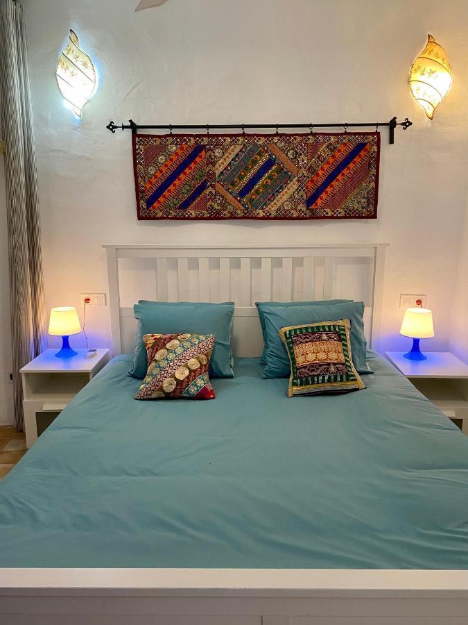 Cheerful One Bedroom Townhouse With Patio Árchez 외부 사진