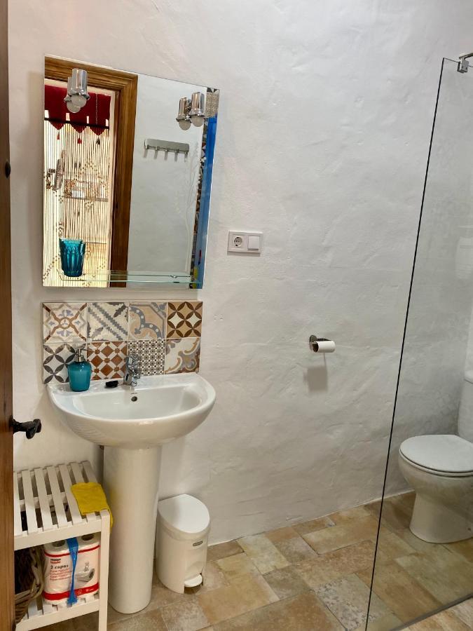 Cheerful One Bedroom Townhouse With Patio Árchez 외부 사진